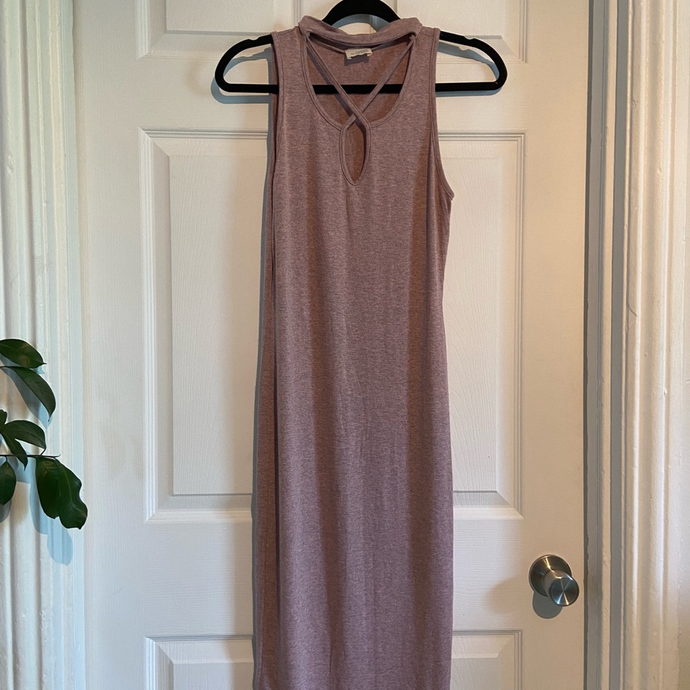 Beautiful Sleeveless Dusty Rose/Pink Dress
